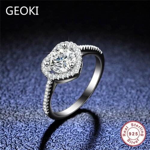 Geoki 925 Sterling Silver Passed Diamond Test D Color VVS1 Perfect Cut Heart Moissanite Ring Classic Stone Rings Fine Jewelry