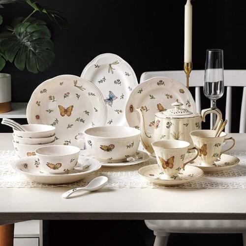 Hand Draw Butterfly Bee Dinner Plate Creative Porcelain Breakfast Dessert Tray PlatePhnom Penh Soup Bowl Cup Dish Plate Set
