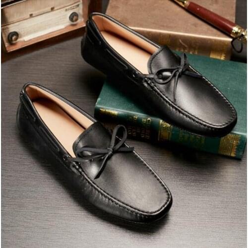Hot Summer Soft leather Driving Loafers Flat heel Peas Leisure Shoes Hombre