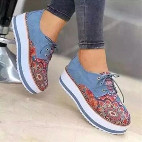 2021 High Quality Embroidered Flowers Platform Shoes Women Flats Casual Ladies Shoes Plus size 43