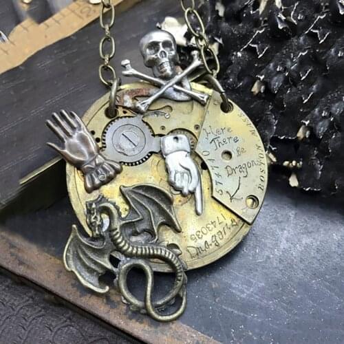 Punkboy Gothic Retro Antique Gold Color Mechanical Gear Flying Dragon Wing Skull Hand Clock Pendant Necklace for Men Jewelry