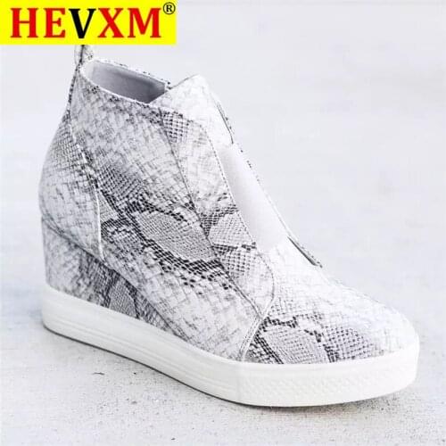 Women Sneakers Shoes Suede Platform Wedges Side Zipper Female Pumps Height Increased Ladies Casual Women Shoes Wedges Plus Size