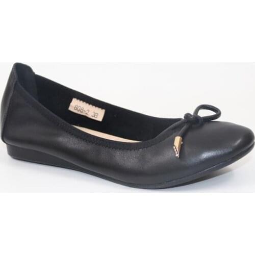 New leather comfortable flat bottomed women shoesHigh-quality flat-soled womens shoesLeather shoesLeather Moms Shoes