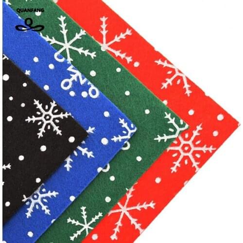 1mm Polyester Acrylic Felt Fabric For Christmas Decoration Patchwork Sewing Doll Bag Crafts Nonwoven Felts 4 Color Snow 30x30cm