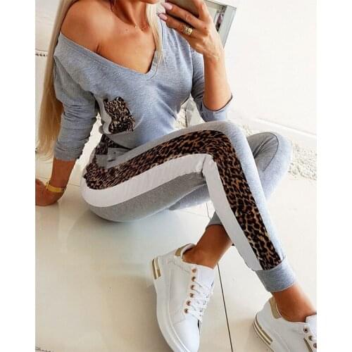 Womens suit suit leopard print stitching sportswear womens two-piece spring and autumn wear pullover pants suit leisure