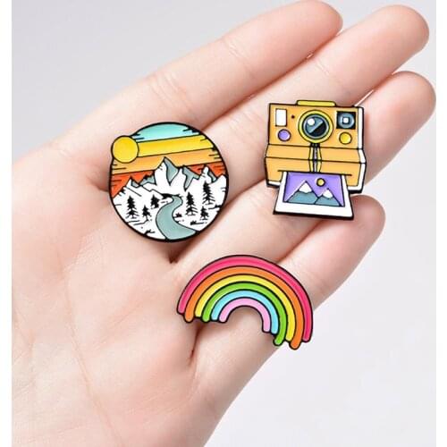 Rainbow Sunset Retro Polaroid Camera Film Tape Film Creative Brooch Cartoon Pin Pendant Fixed Clothes Bag Accessories Badge