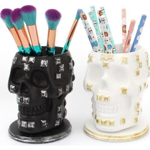 Skull Pen Holder Decoration Stationery Organizer Dressing Table Ornament Pencil Makeup Brushes Marker Paint Brushes Stand