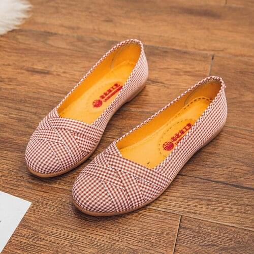 Spring Womens Fashion Canvas Shoes Slip-on Ladies Casual Shoes Breathable Lofers Women Luxury Brand Sneakers Chaussures Femme