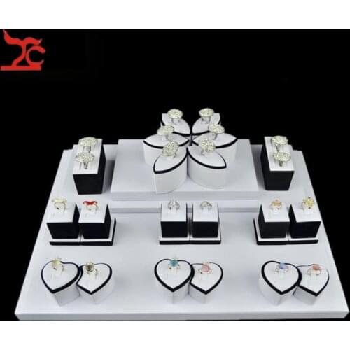 Fashion Curve Jewelry Display Tower White PU Ring Rack Flower Shaped Black Ring Organizer Storage Stand Holder 3Pcs/Lot