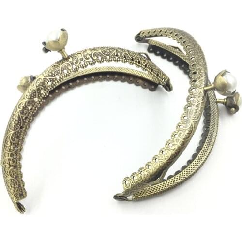 1Pc Bronze Tone Kiss Clasps Lock Coins Purse Bag Handbag Handle DIY Accessories Resin Beads Heads Arch Frame Flower 10.5x6cm