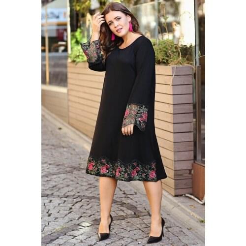 New Season Fashion Plus Size Flower Detailed Lace Long Slevee Dress Natural Viscose Soft Elastic Fabric
