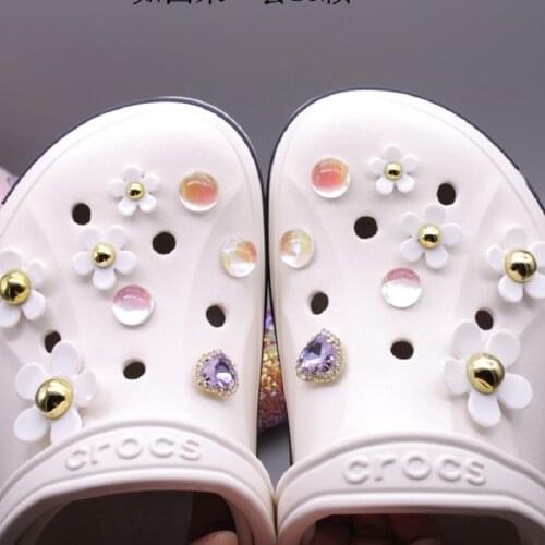 Lovely Bundle Croc Charms Designer for DIY Fashion Hot Sale Clogs Shoe Multiple Flower Shoe Accessories for Girls Gift Vintage