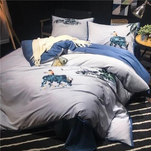 80S Egyptian Cotton 3D Animal Luxury Embroidery Bedding Set 4/6pcs King Queen Wedding Bed Sheet Cover set Duvet Cover Pillowcase