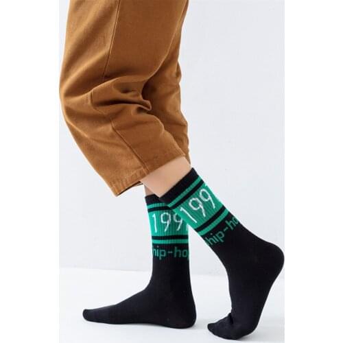 Hip hop socks men and women street shooting stockings fashion sports soft cotton printed socks skateboard Harajuku letter socks