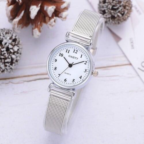 Y30 Women Luxury Watches Womens Casual Quartz Mesh Belt Watch Analog Fashion Metal Wrist Watch 2021 Free Shipping Часы Женские