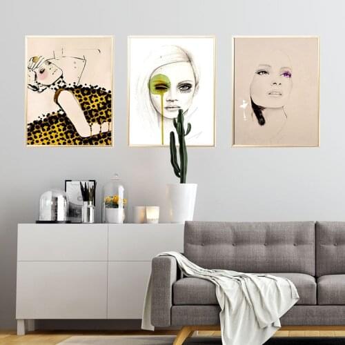 Fashion Girl Nordic Poster Canvas Figure Painting Wall Art Pictures For Living Room Modern Decorative Prints On The Wall Unframe