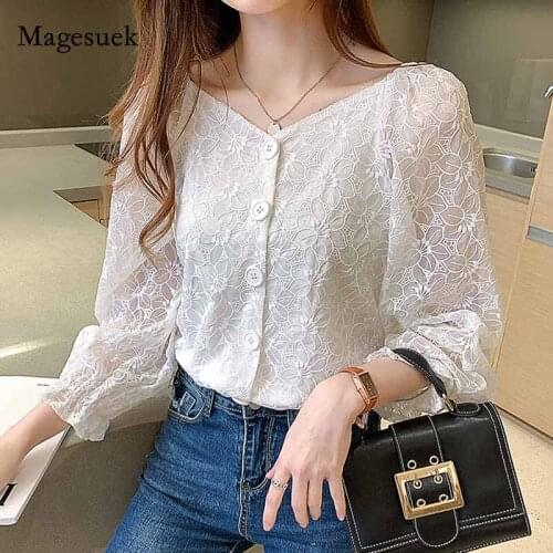 2020 Autumn New Korean Style Cardigan Embroidery Flowers Womens Blouse V-neck Long Sleeve Tops Womens Bottoming Shirt 11083