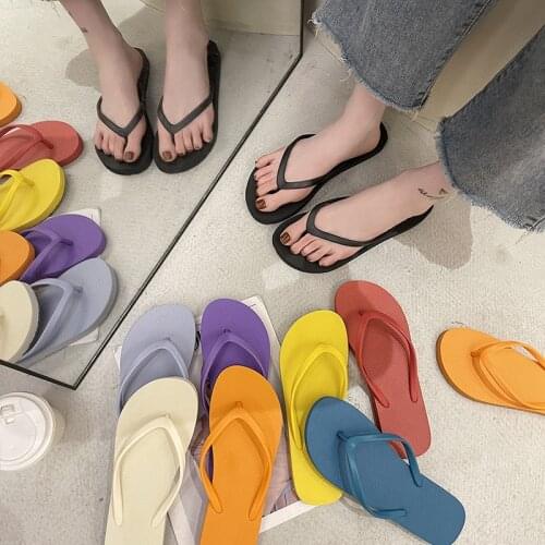 Women Candy Color Beach Flip Flops Summer Flat Shoes Simple PVC No-Slip Slippers Ladies Flip Flops Slides Soft Beach Slippers
