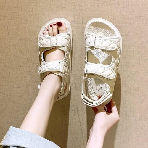 2021 Sandals Summer New Flat British Wind Velcro Embroidery Thick-soled Casual Casual fashion Design vintage Shoes