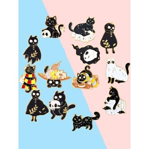 Halloween Cat Enamel Pin Witchcat Skull Black Custom Brooches Jewelry for Bag Lapel Pin Cat Boo Badge Gift for Friends