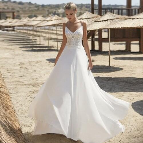 A-Line Spaghetti Straps Wedding Dress 2021 Sexy V-Neck Sleeveless Backless Chiffon Bridal Gowns with Court Train