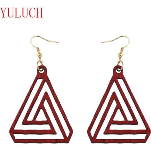 YULUCH 2018 Fashion Design Wooden Isometric Triangle Openwork Loop Pendant for African Women Earrings Jewelry Gifts