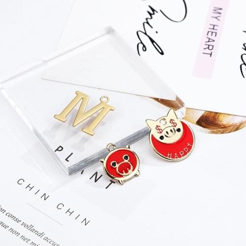 10pcs/lot Lovely Happy Pig Enamel Charm M Letter Charms Earring studing fit Braclets Earring Jewelry finding DIY Craft