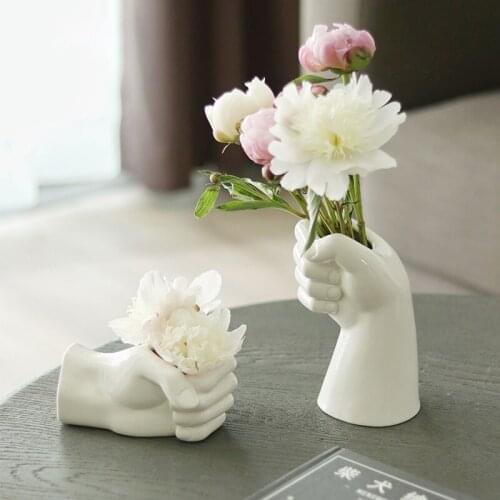 Porcelain Hand Vase For Flowers Creative Ceramic Vase Collectible Art Nordic Home Accessories Decoration New Flower Planter M77