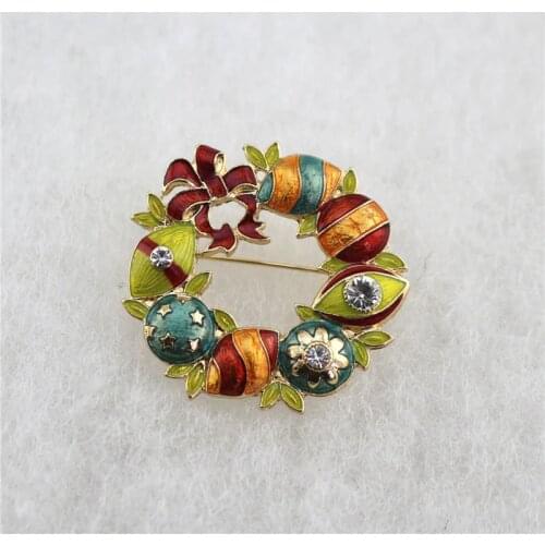 Retro fashion personality wild bow garland enamel brooch elegant atmosphere shawl buckle