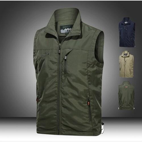 Multi Pocket Travels Vest For Men Casual Sleeveless New Spring Summer Cotton Outdoors Thin Slim Fitting Waistcoat Men Clothing