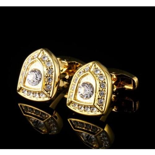 10pcs/lot Luxury Golden Shield Cufflnks Crystal 3D Design Medieval Design Cuff links History Coat Of Arms Jewelry Gift Mens