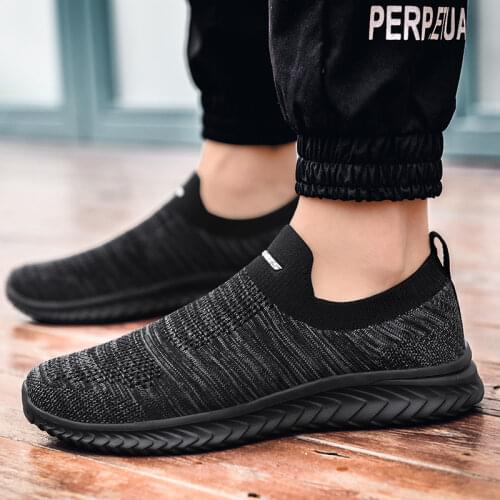 New men sneakers light fashion casual shoes slip-on comfortable women pink couple shoes large size gray without lace design