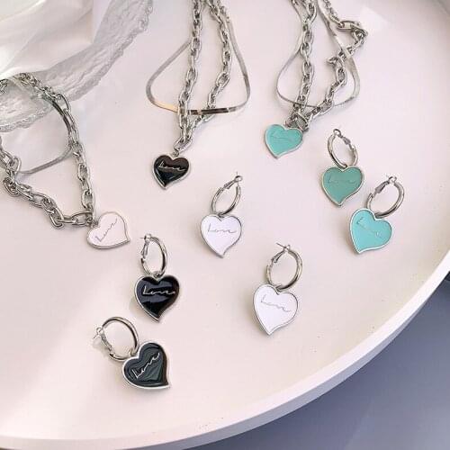 Fashion Metallic White Black Heart Earrings For Women Temperament Statement New Jewelry Pendientes Wholesale