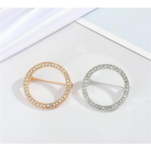 1PC New Simple Crystal Hollow Round Brooches For Women Metal Rhinestone Geometric Brooch Badge Lapel Pins Wedding Jewelry P132