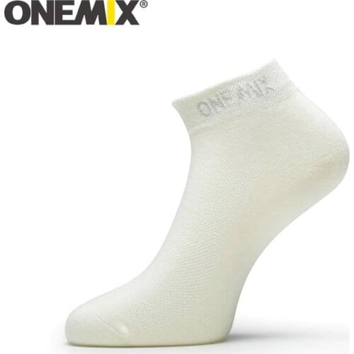 ONEMIX Summer Professional Men Sport Socks Breathable Black Running Socks Quick Drying Climbing Male Gym Fitness 1 Pair of Socks