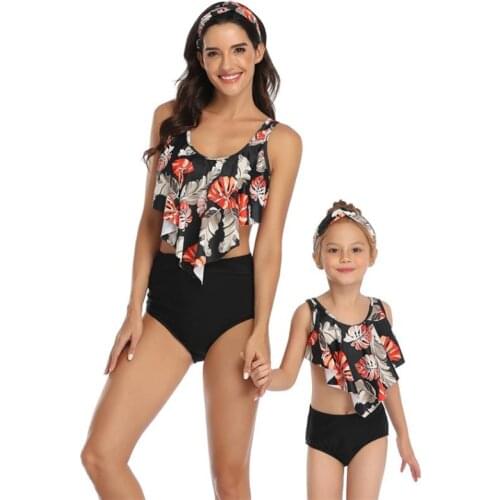NEW Fashion Mommy and Me Swimsuit Floral Printed Pattern Sleeveless Tops and Solid Color Shorts Beachwear Mom Daughter Matching