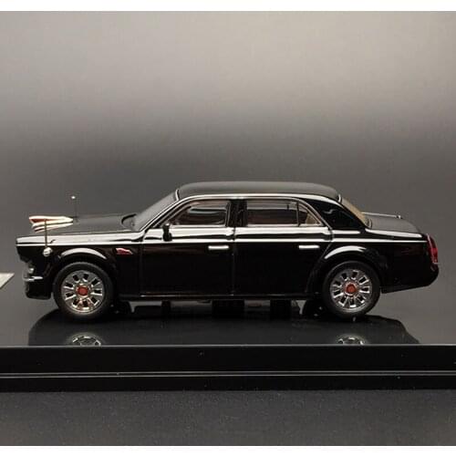 New 1/64 scale high-end red flag L5 courtesy car simulation alloy diecast model toys collect decorative children gifts display
