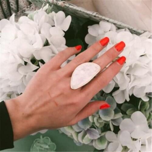 White Pink Acrylic Korean Ring for Women Statement Jewelry New Design Creative Irregular Geometric Resin Finger Rings for Girls