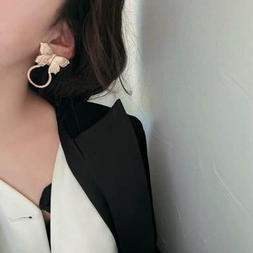 Docona Charming Big Butterfly Dangle Drop Earrings for Women Punk Alloy Gold Metal Geometric Earring Jewelry Party 10157