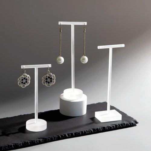 Frosted Acrylic Earrings Display Holder Jewelry Display Stand Elegant White Jewellery Display Rack