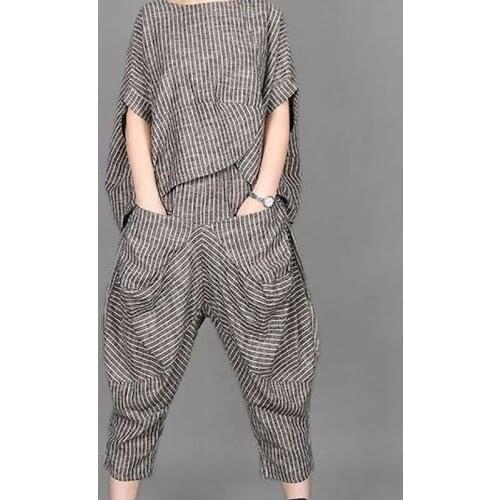 2021 Summer New Womens Suits RETRO Art Stripe Short Sleeve T-shirt Loose Top Womens Knickerbockers Casual Pants Two Piece Sets