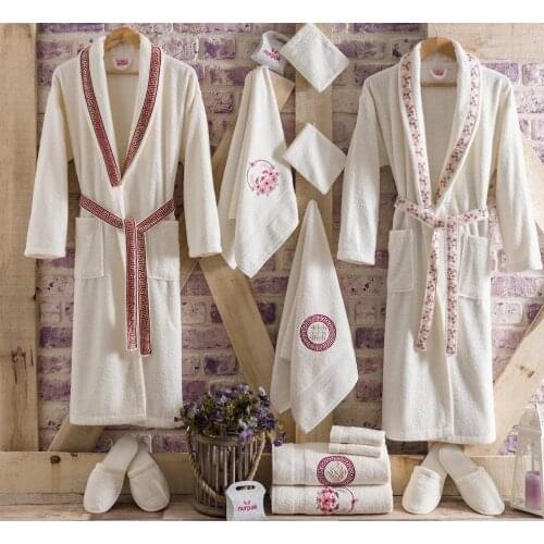 18 pcs Wedding Set Bathrobe Family Set Mens Bathrobes Womens Bathrobes Towel Set Slippers Bath Glove Shaving Towel Hand Towel