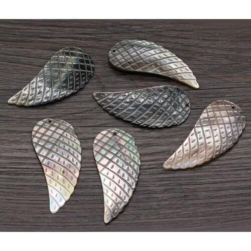 2Pcs Natural Freshwater shell Pendant Leaf-Shaped Mother Of Pearl Beads For Jewelry Making DIY Necklace Earrings Accessory