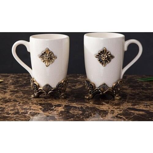 European Ceramics Wash Mouth Cup Home Bathroom Supplies Retro Mouthwash Cup Two-piece Couple Toothbrush Cup Bathroom Tumblers