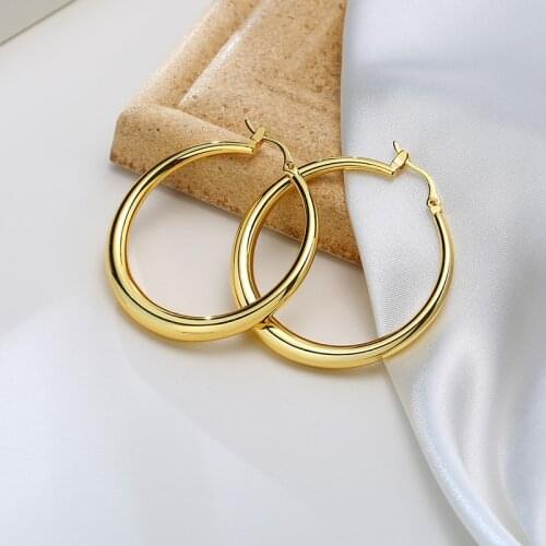 New 2021 Wholesale Smooth Big Circle Hoop Earrings for Women Girl Wedding Party Stainless Steel Jewelry