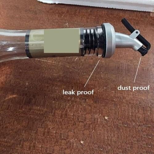 Oil Bottle Stopper Sprayer Liquor Dispenser Wine Pourers Flip Top Beer Bottle Cap Stopper Leak Proof Pourer Kitchen Color Random