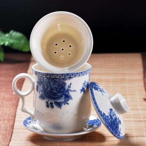 Retro Chinese Blue White Porcelain Tea Cup Set with Saucer Lid Infuser 260ml Ceramic Teacup with Tea Filter Conference Supplies