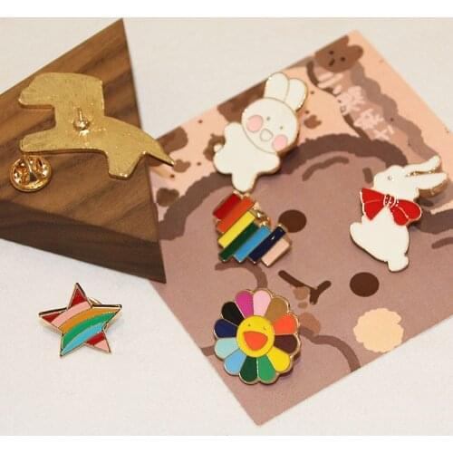 1 design metal cartoon color animation pin color sunflower Brooch color lovely Unicorn womens Lapel Pin Badge js3