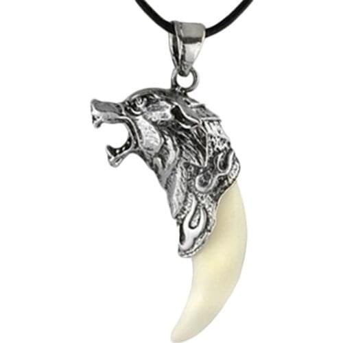 Europe America Hot Selling Exorcise Evil Spirits Wolf Heads Pendant Alloy Clavicle Chain Necklace Couple Jewelry NL-0795