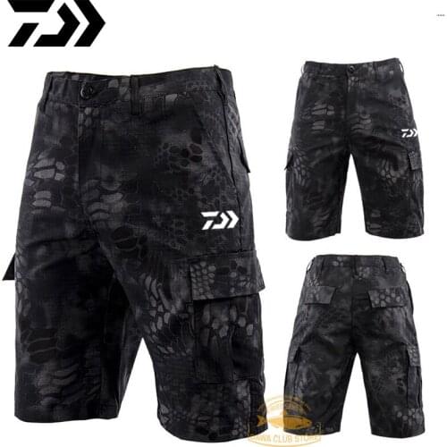 Daiwa Fishing Shorts 2020 Summer Mens Outdoor Waterproof Camouflage Shorts Five-point Pants Quick Dry Wear-resistant Shorts